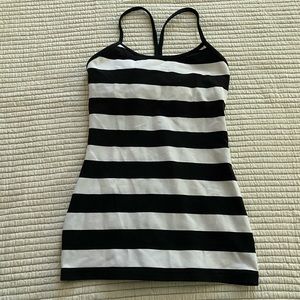 Lululemon Power Y Tank Black & White Stripes Sz 4